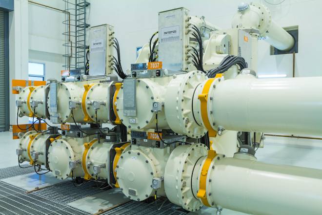 Gas-insulated switchgear