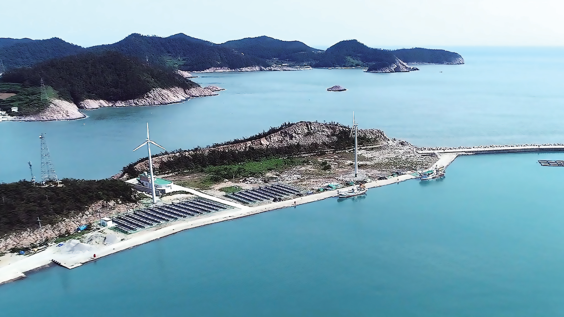 The island of Seogeochado where the project is based.