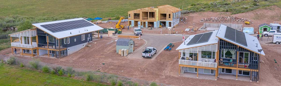 Việc xây dựng bắt đầu vào năm 2019 trên giai đoạn đầu tiên của phòng thí nghiệm Basalt Vista của Habitat for Humanity, nơi sẽ quản lý việc sử dụng năng lượng hộ gia đình từ nhiều DER.