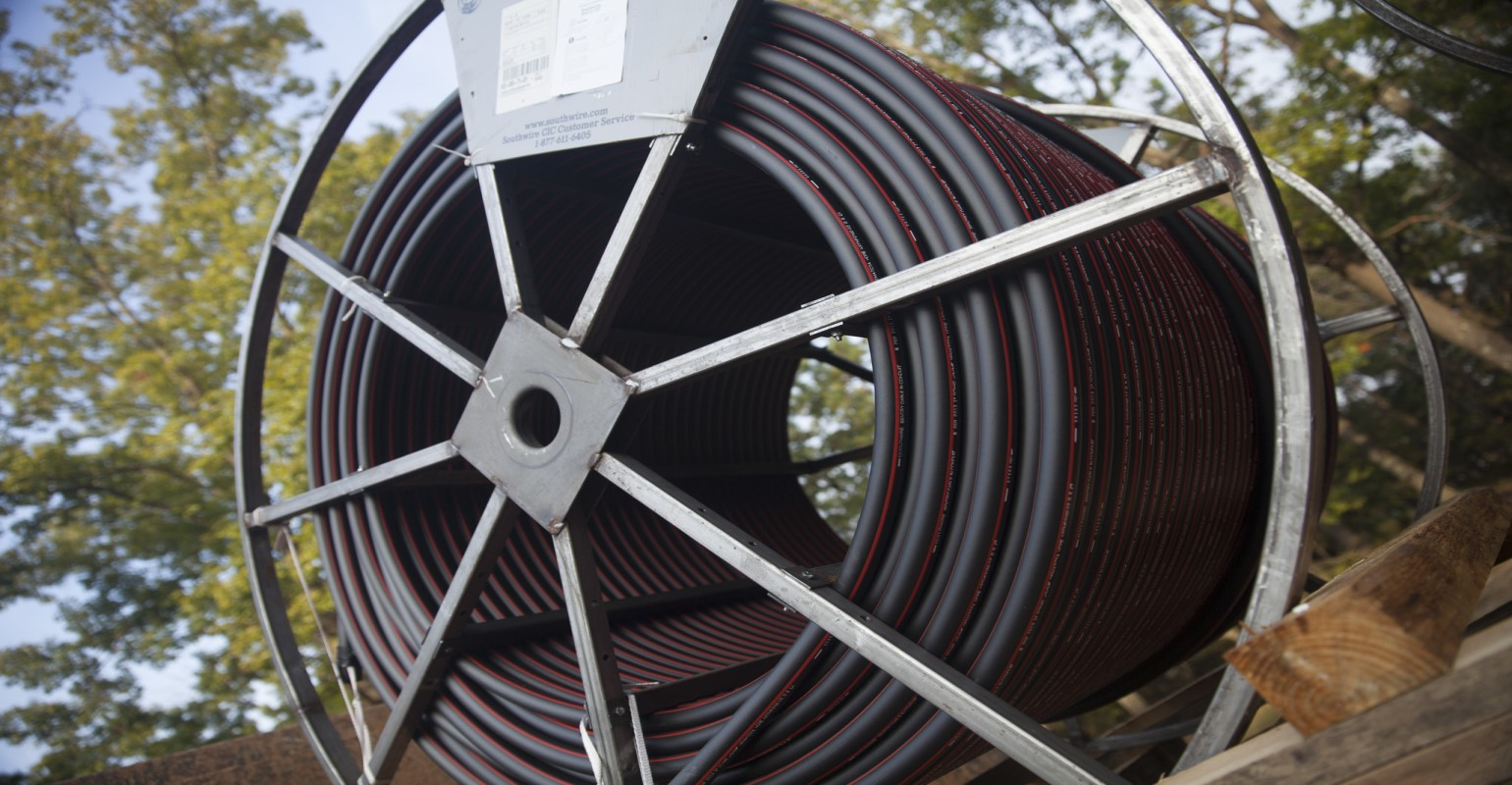 Feature 6154c9956f152