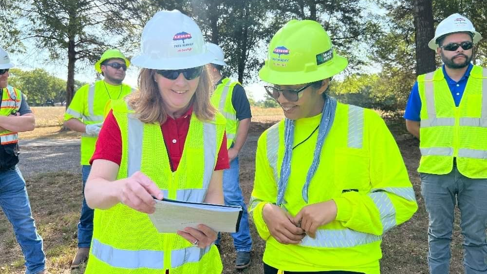 Leslie Image Frontline4 63fd08c2a64db