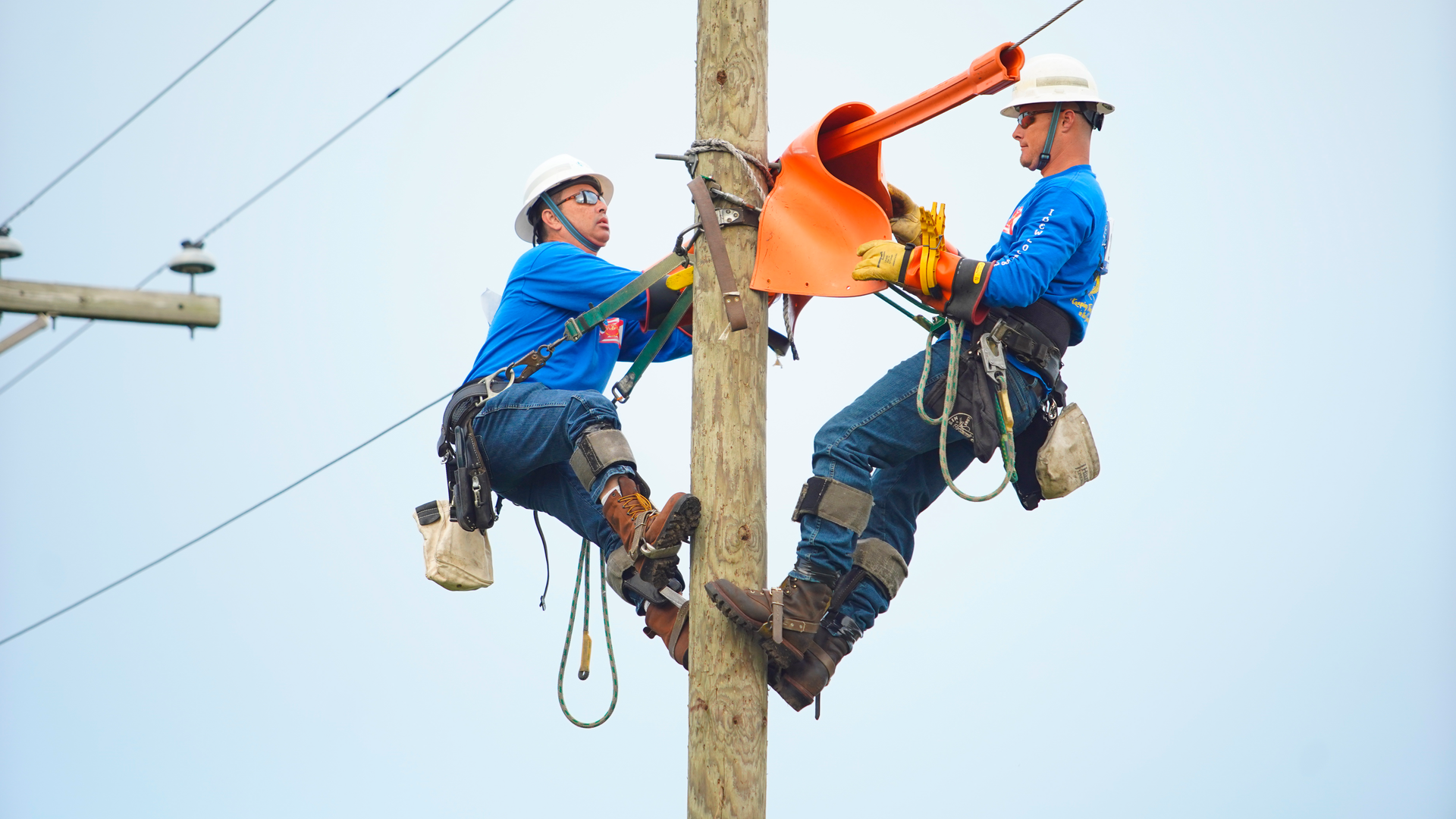 Matt Richardson (right) competes in Duke Energy Florida Lineman&rsquo;s Rodeo in Winter Garden, Florida.