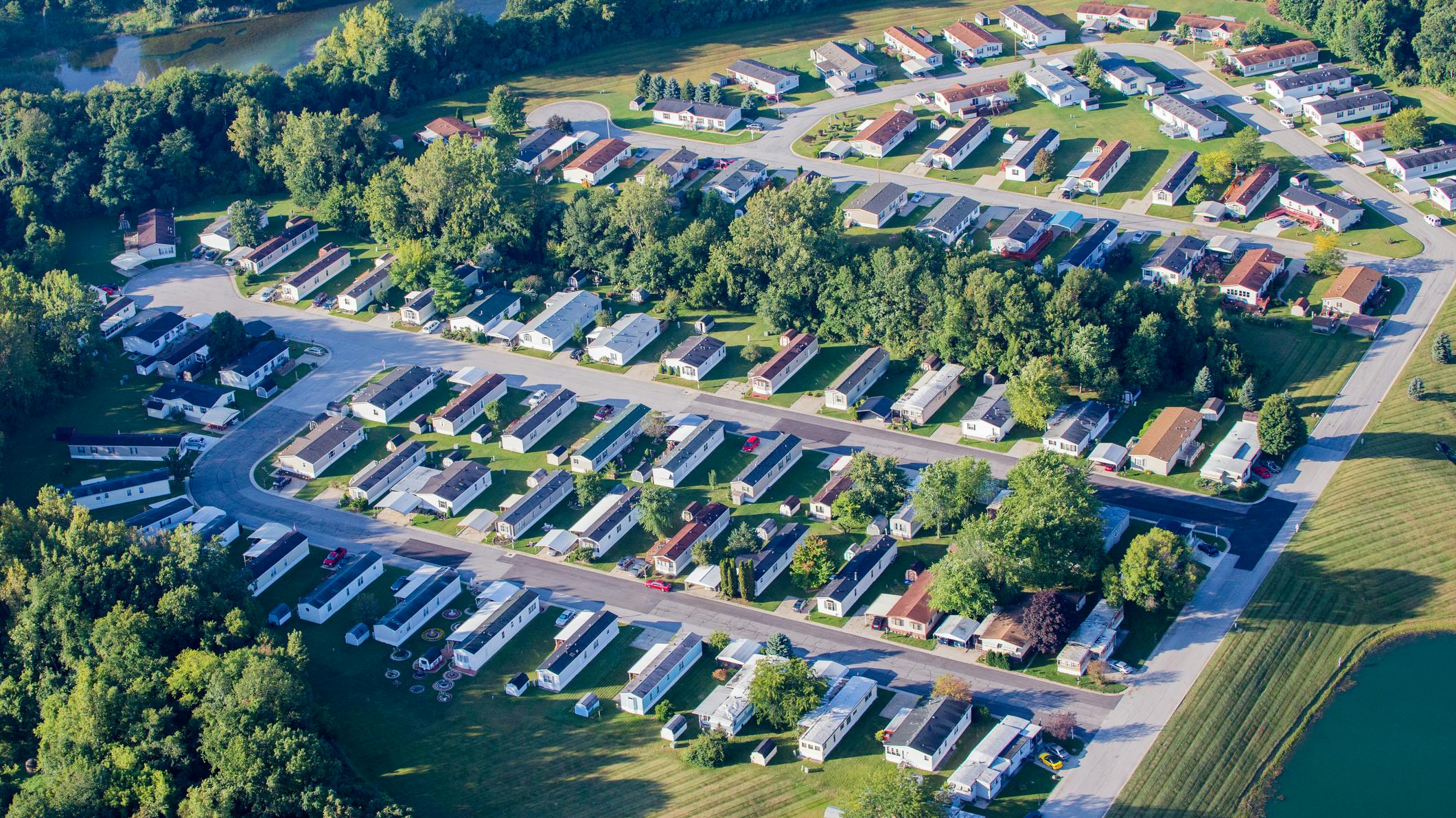 687fdcc202d75adc5f7c8cc9 Dreamstime M 33792412