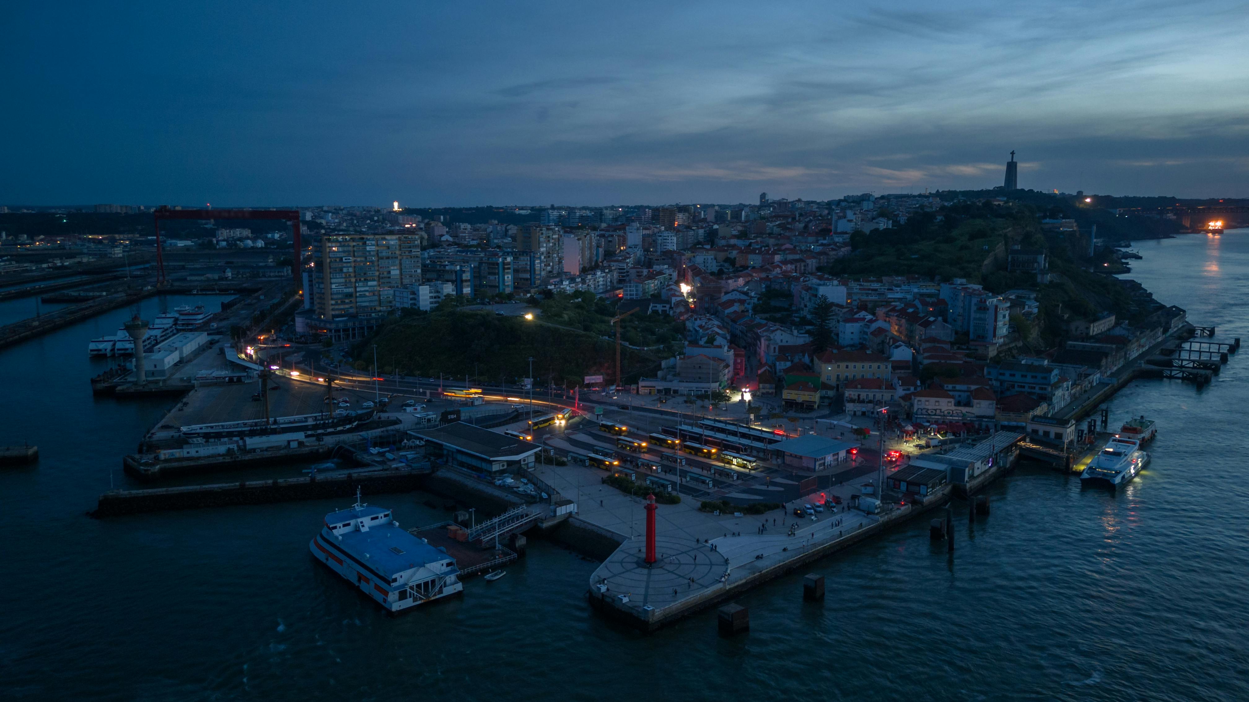 dreamstime_xxl_378734371