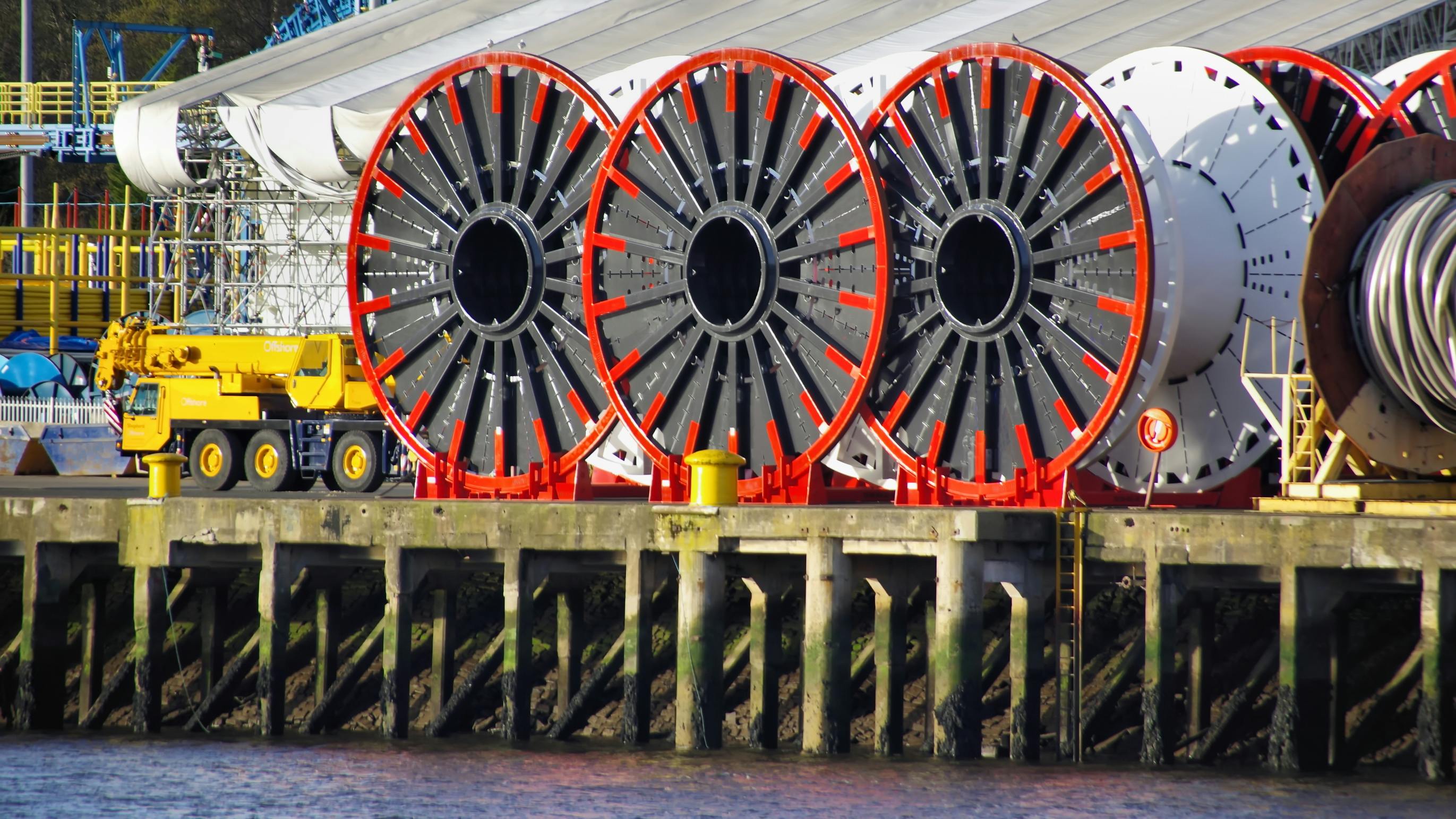 69611e60b1dbd716995437b0 Dreamstime L 140198683