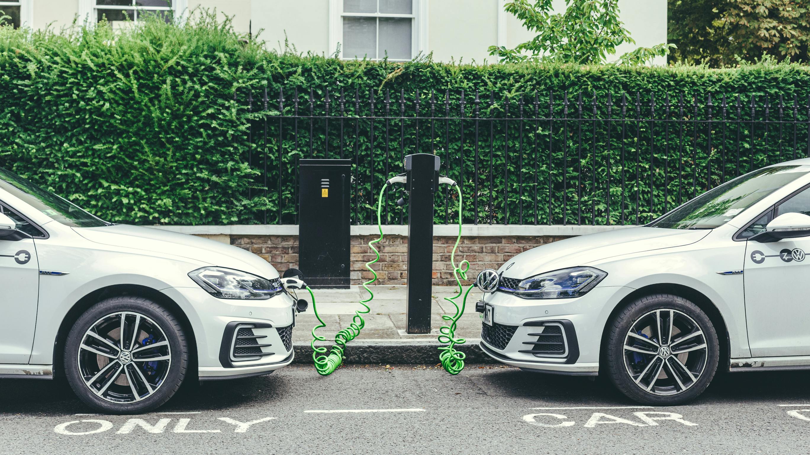 dreamstime_l_185331093