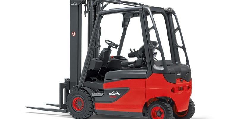 Linde lift truck