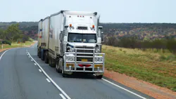 Semi-trailer train Semi-trailer train