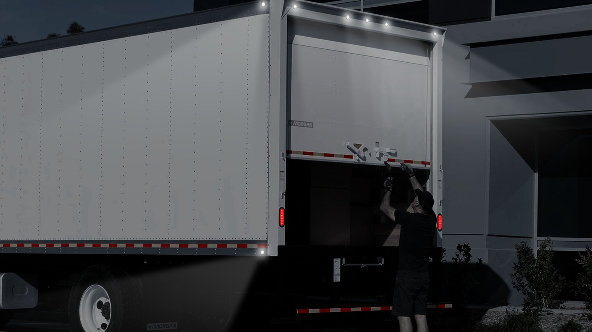 The MCL16MRHAHB lamps include a clear lens that is red when illuminated in marker/clearance mode, and white when illuminated as a mini scene light.