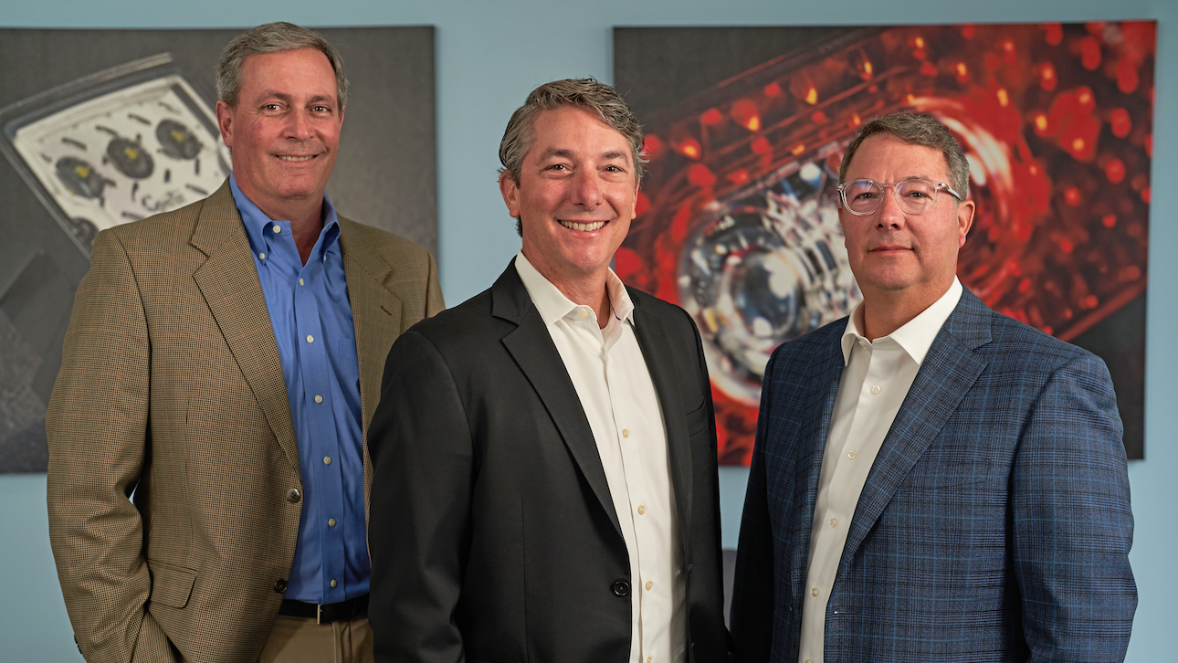 Photo Mike John And Dominic Grote 1 631b78ba31e0c