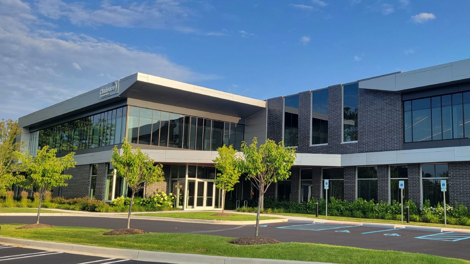 656cd036f7535d001d3aeeff Clarience Hq Photo 2023