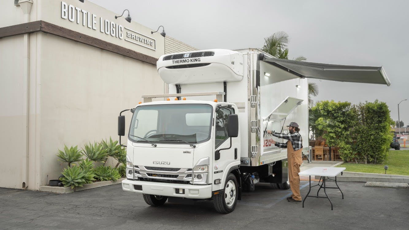 isuzu_craft_beer_work_truck