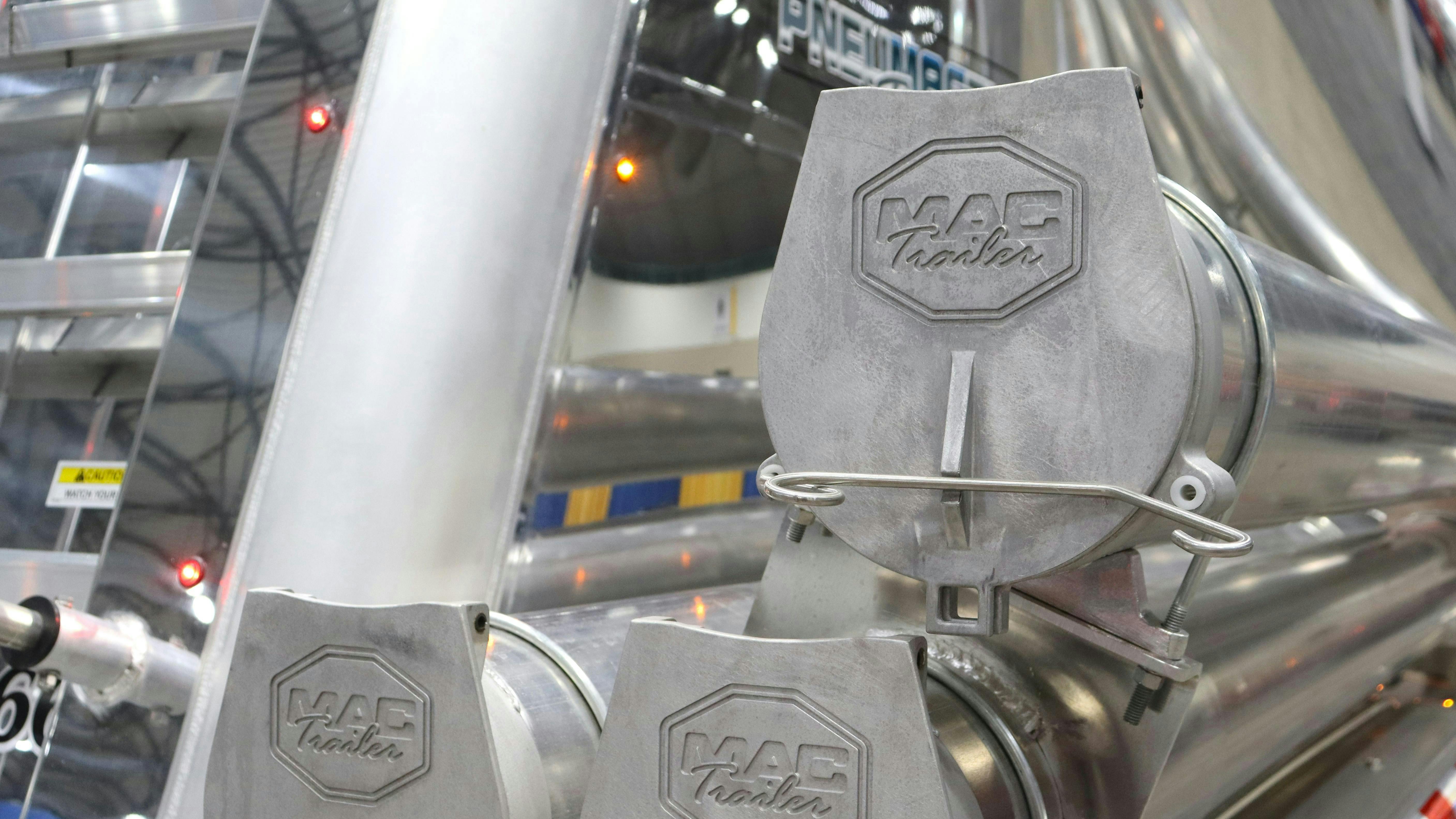 6978cf3715794ac4535e6ada Mac Trailer Tank