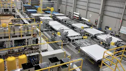 Front walls are produced on a dedicated line in the Rosarito facility. Front walls are produced on a dedicated line in the Rosarito facility.