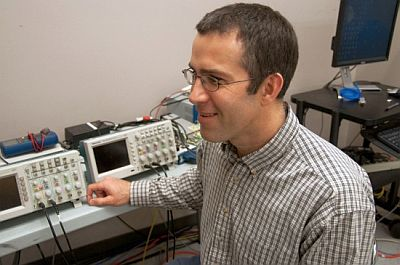 Simon Fraser University's James Wakeling has developed a software tool that helps map muscle structures in 3-D