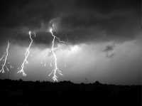 Content Dam Vsd En Articles 2016 10 High Speed Camera Used To Study Lightning In Academic Research Leftcolumn Article Thumbnailimage File