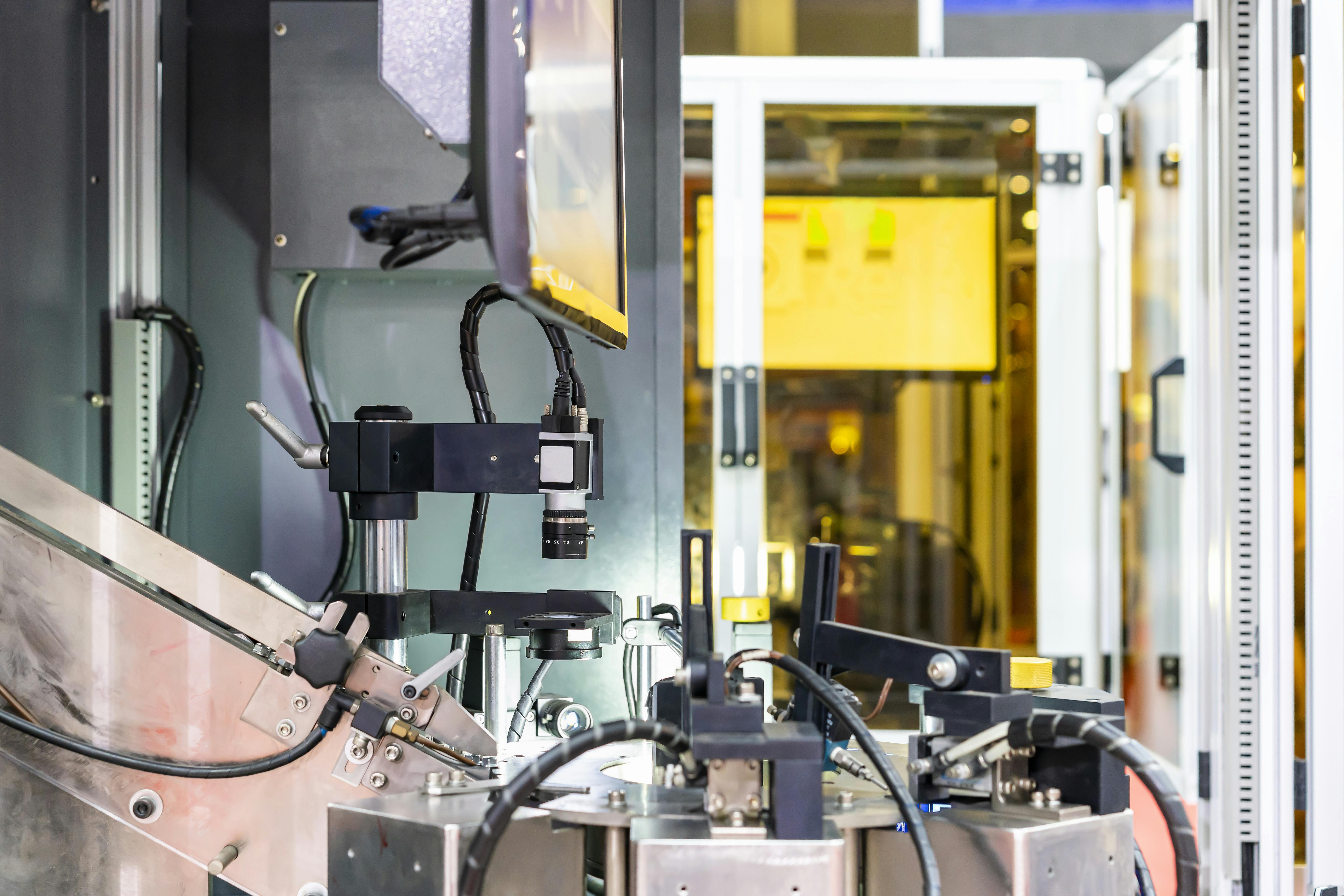 dreamstime_xxl_227305778