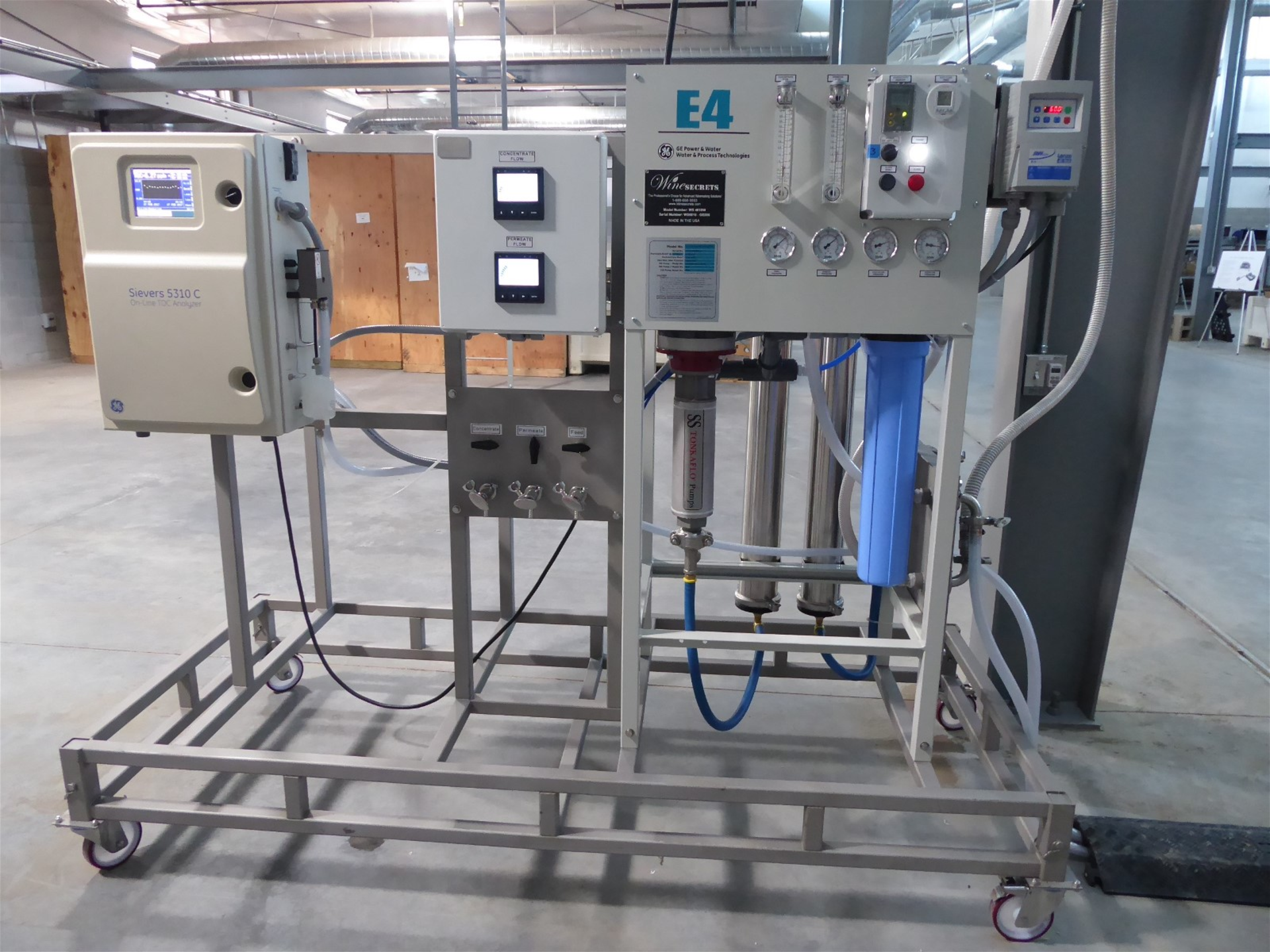 RO system and TOC analyzer | Courtesy of GE