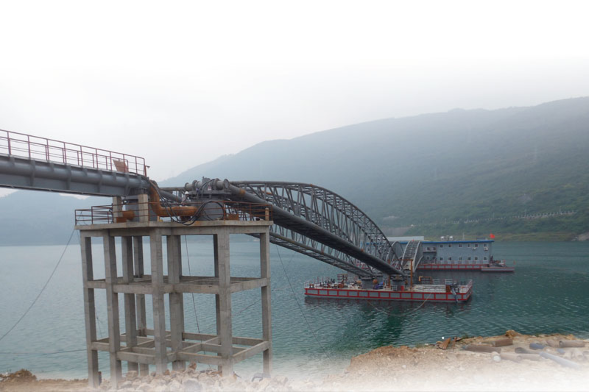 Pipeline from the dock. All images courtesy of Singer Valve