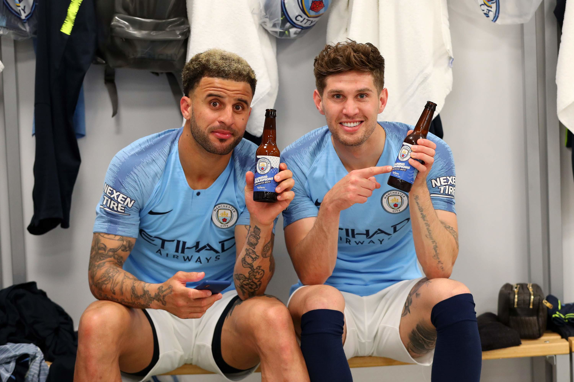 Raining Champions 1 1 5cdda27630535