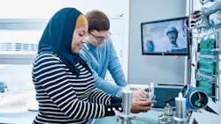 Endress+Hauser trains a large proportion of its skilled workers in-house. In the USA, for example, a program helps young engineers to start their career. Endress+Hauser trains a large proportion of its skilled workers in-house. In the USA, for example, a program helps young engineers to start their career.