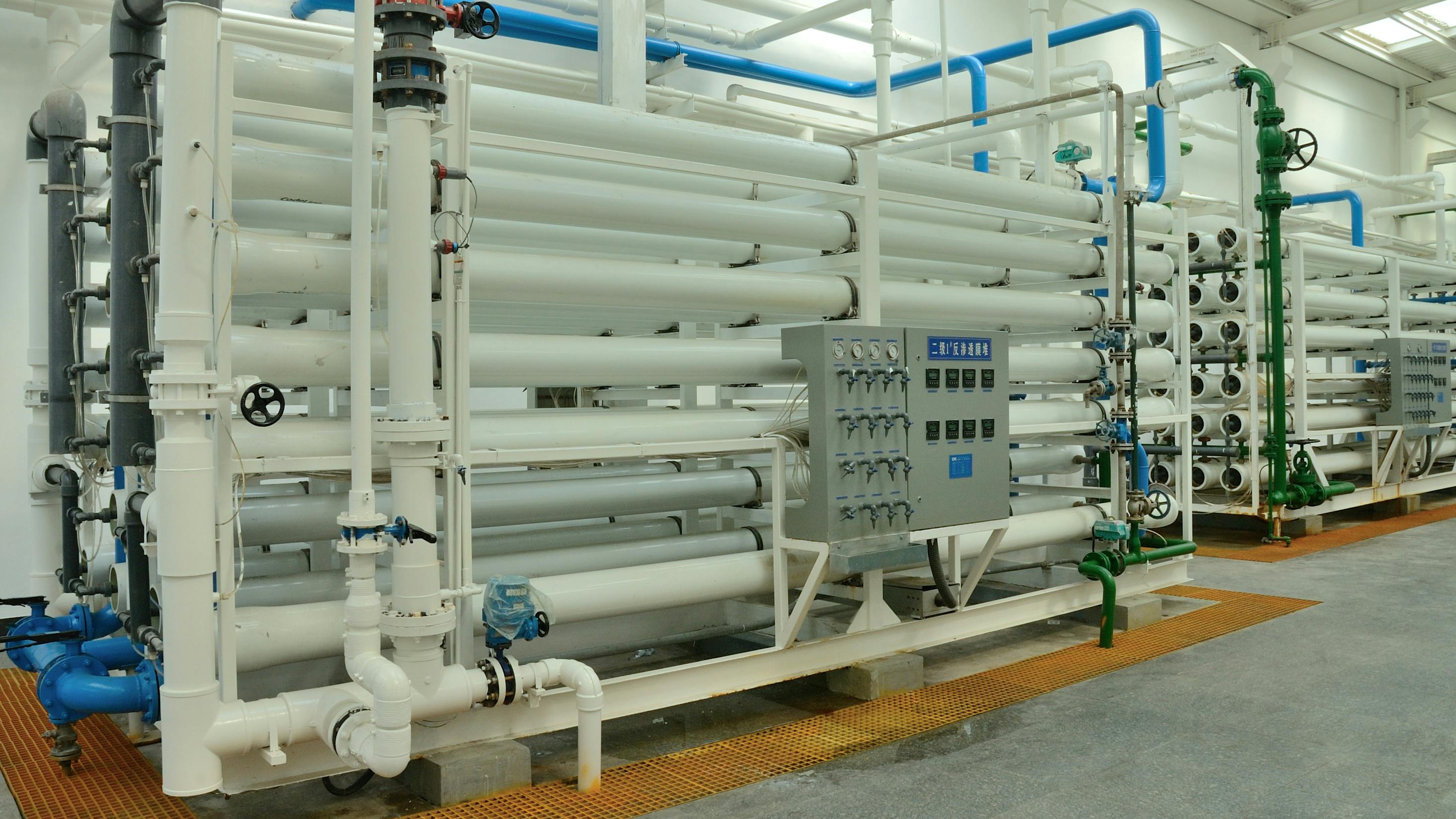 Water purification technology (Reverse osmosis) used in the factory