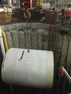 Th 0802uwmconcretepipe01