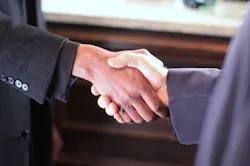 Content Dam Ww Online Articles 2016 09 Hand Shake Content Dam Ww Online Articles 2016 09 Hand Shake