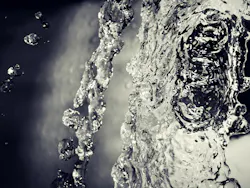 Content Dam Ww Online Articles 2018 05 Clear Fresh Water Liquid 177807 Content Dam Ww Online Articles 2018 05 Clear Fresh Water Liquid 177807