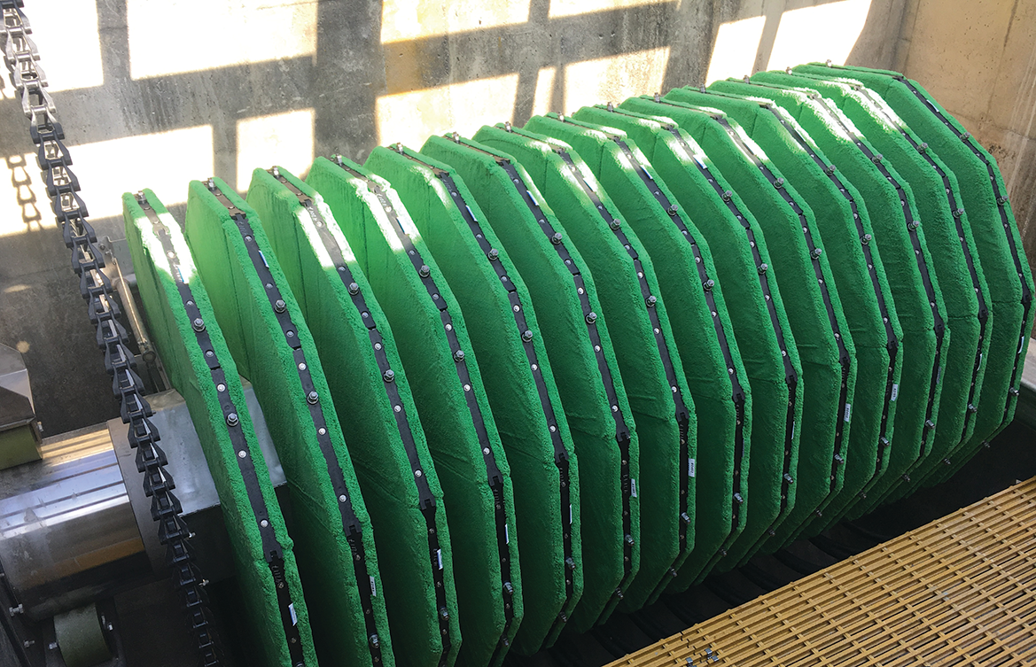 Each cloth media disk is 6.6 feet in diameter and provides an effective filtration area of 53.8 square feet, for a total filtration area of 1506.4 square feet.