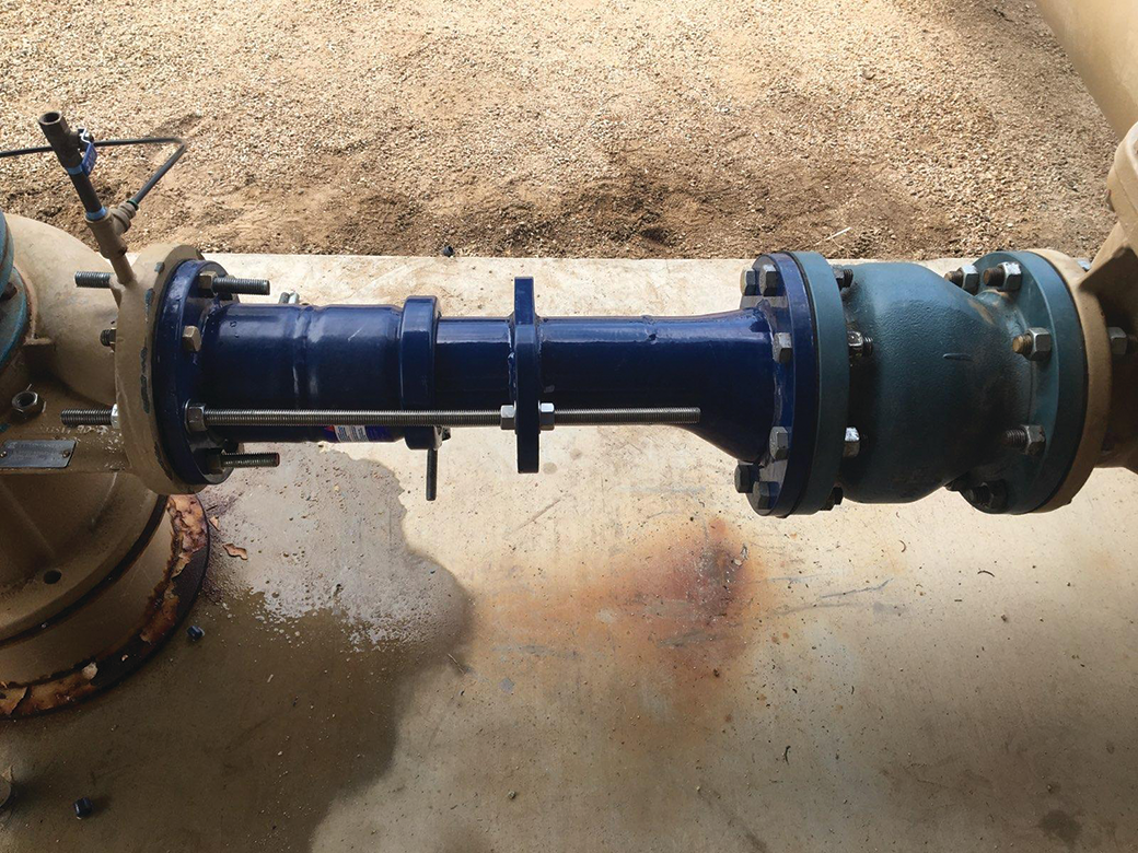 The Queen Creek utility was able to replace rusted sections of its pipeline system without using tailored pipes for each repair.