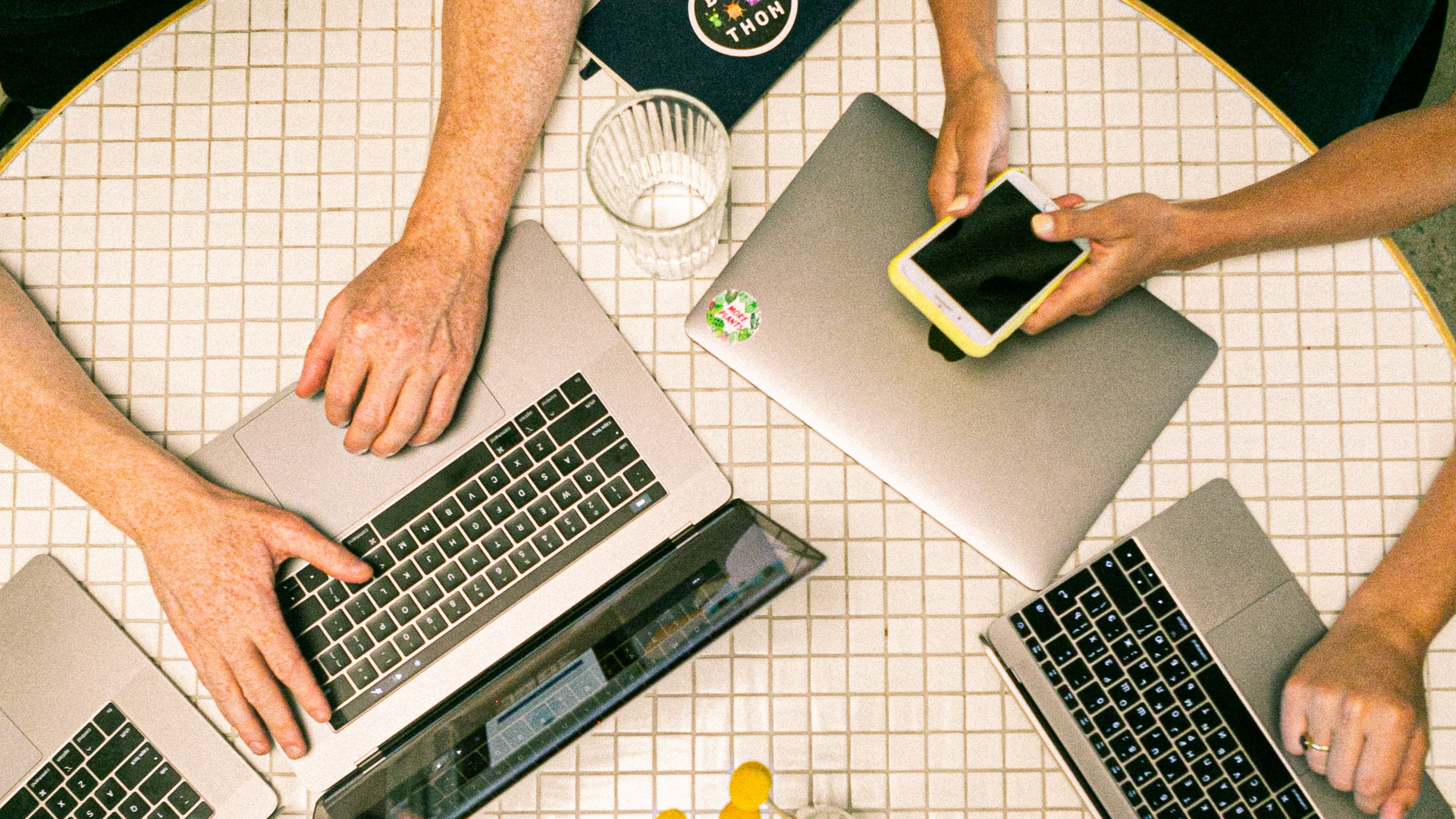 Pexels Canva Studio 3194519 5f63875960625