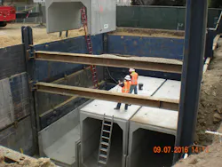 In a decentralized stormwater management system, cities mandate or incentivize landowners to implement BMPs on their property and allow for latitude regarding BMP technique and siting. In a decentralized stormwater management system, cities mandate or incentivize landowners to implement BMPs on their property and allow for latitude regarding BMP technique and siting.