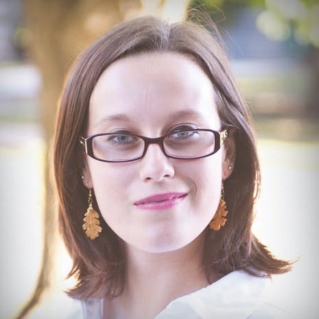 65e7457ba9f492001e1c0474 Laurenestes Square 1