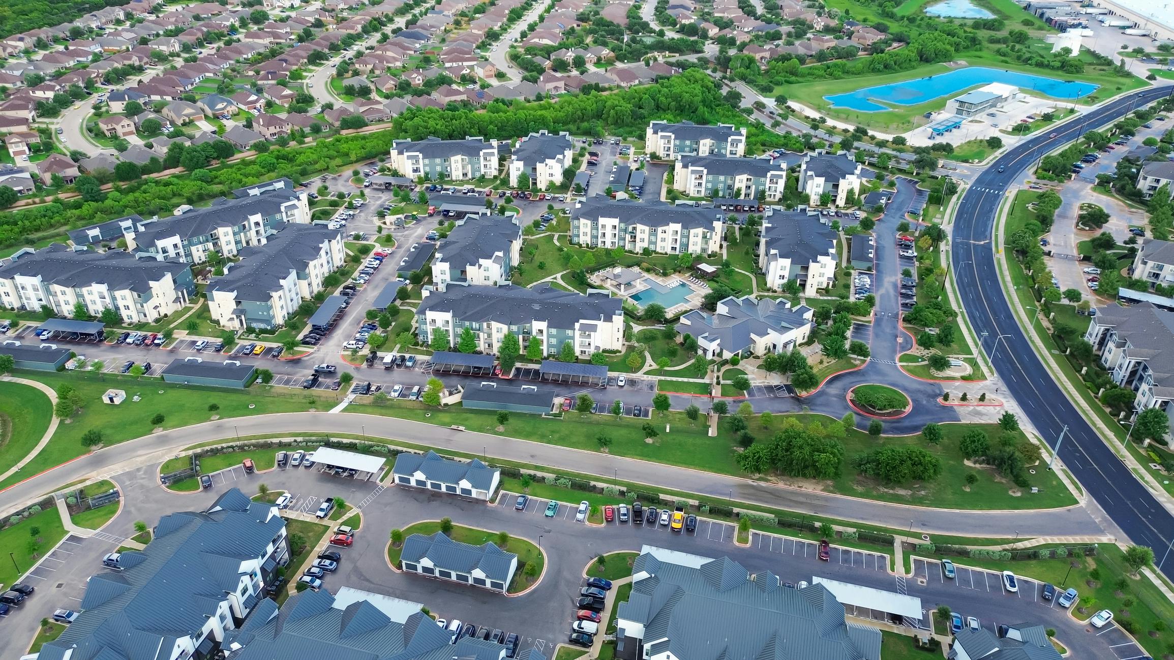 dreamstime_m_328108609