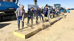 Stakeholders break ground on El Paso Water's new Pure Water Center in El Paso, Texas. Stakeholders break ground on El Paso Water's new Pure Water Center in El Paso, Texas.