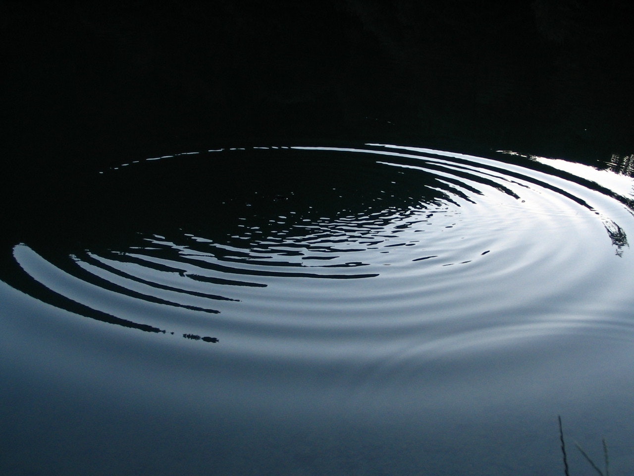 9.1 water-circles-1384064-1280x960