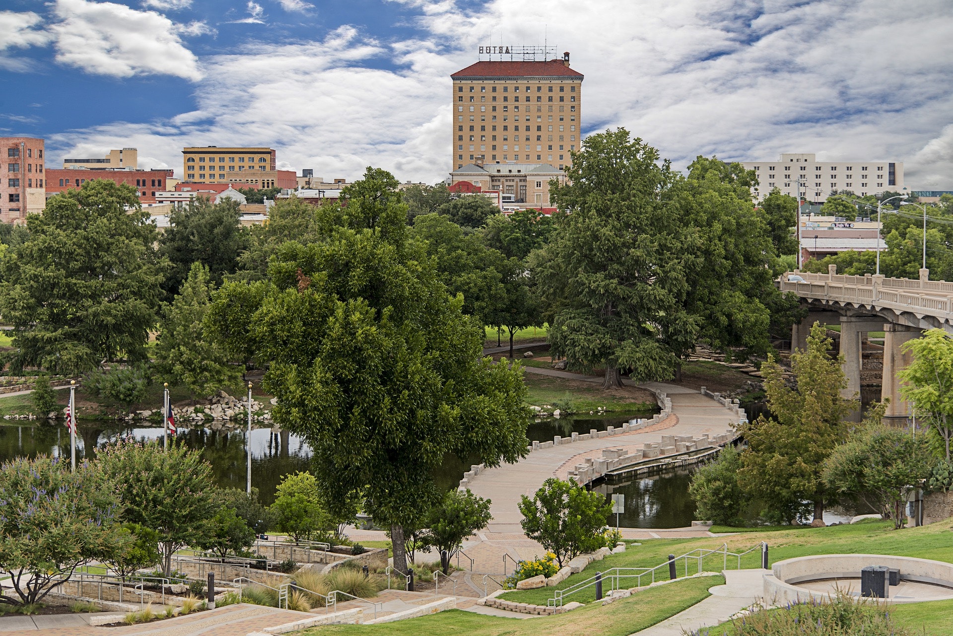 1655328300447 Sanangelowater